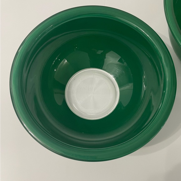 Set of 2 VTG Pyrex Glass Clear Bottom Nesting Mixing Bowls Green #323 and #325 - Picture 2 of 9